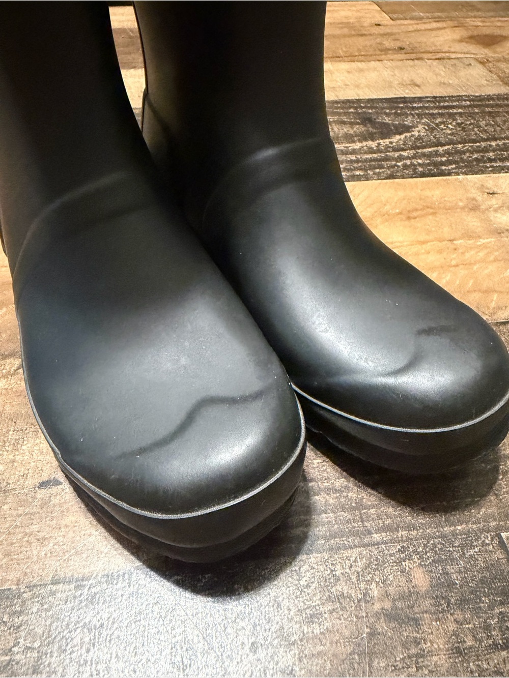 Hunter Original Big Kid Rain Boot - Picture 4 of 8